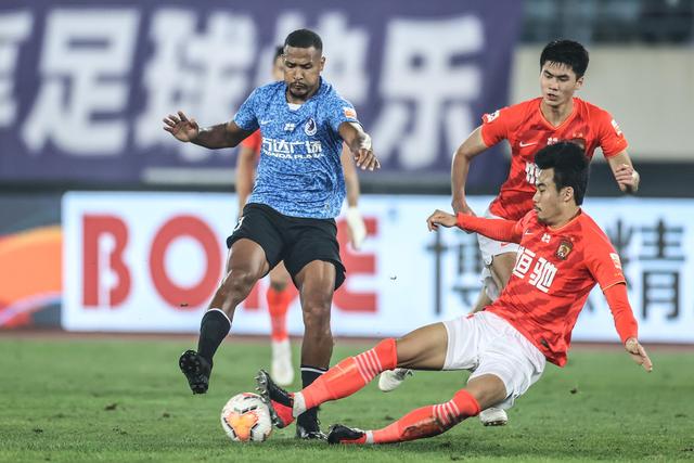 老彩民24元擒大乐透40万 守号将近1年